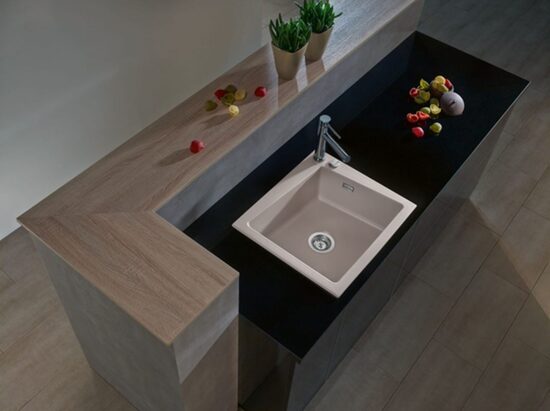 SNOW virtuves izlietnes ūdens maisītājs