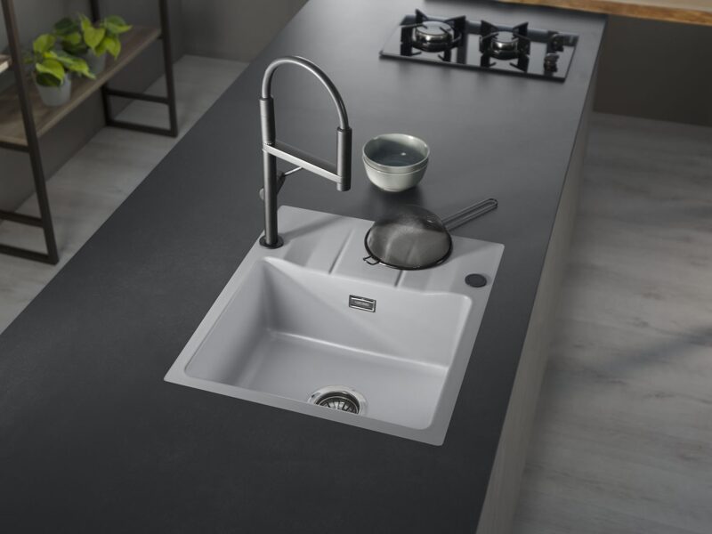 GENEA 60 F Virtuves izlietne 571x486mm