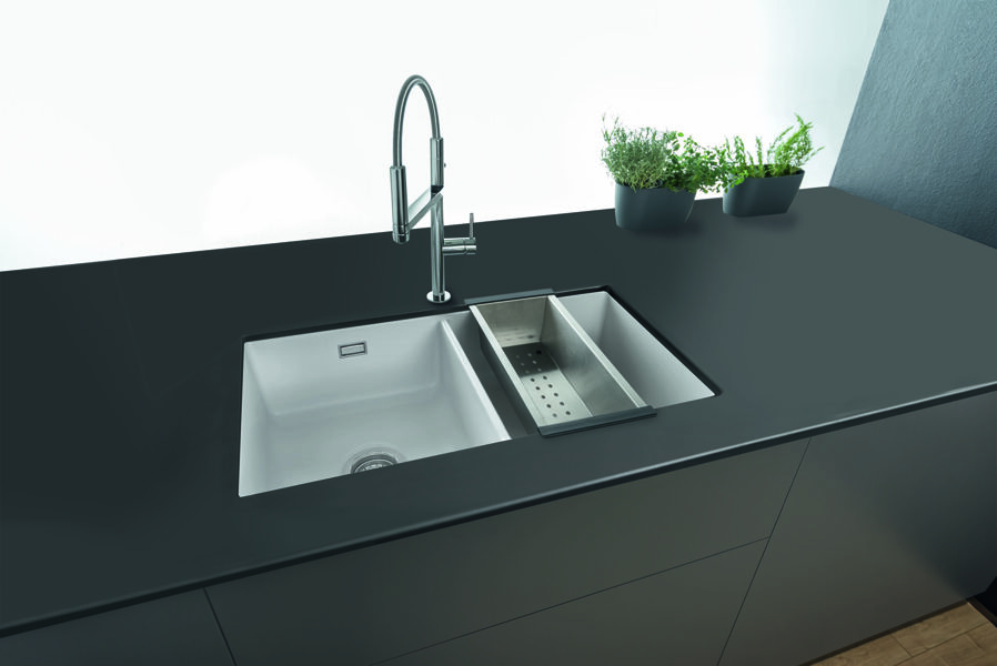 MERA TWIN U / g Virtuves izlietne stiprināma zem virsmas 841x441mm ar slīpētu malu