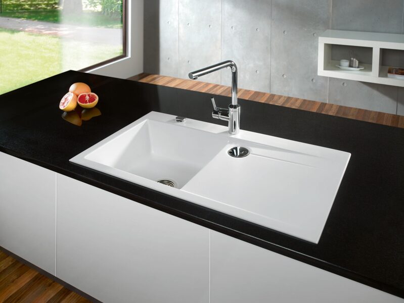 STEMA 90 Virtuves izlietne 900x510mm ar bļodu labajā pusē