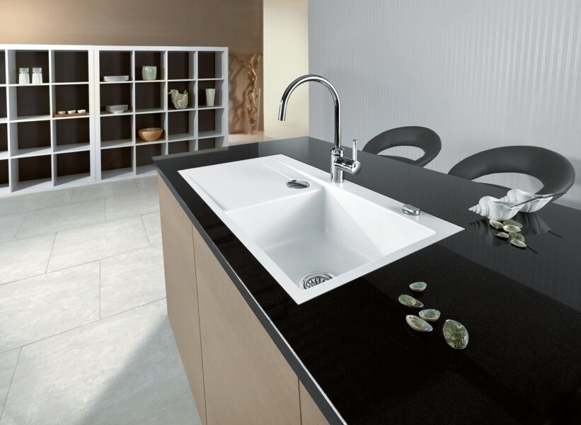 STEMA 90 F R Virtuves izlietne 876x486mm ar bļodu labajā pusē